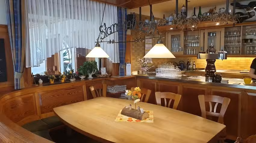Wirtshaus zum Fa&szlig;binder Ingrid Hetzel