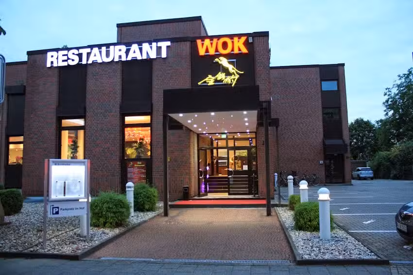 WOK Restaurant Golden Jaguar