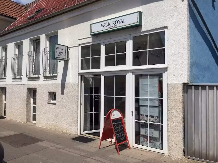 WOK ROYAL ASIATISCHE K&Uuml;CHE