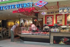Wolf Wurstshop mit Heißer Wolf Restaurant
