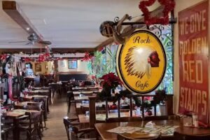 Woodpecker&rsquo;s Roadhouse