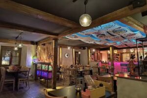 Yakumi Bar & Restaurant