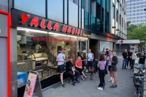 Yalla Habibi Restaurant