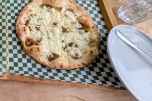 Yamo Pizza & Burger