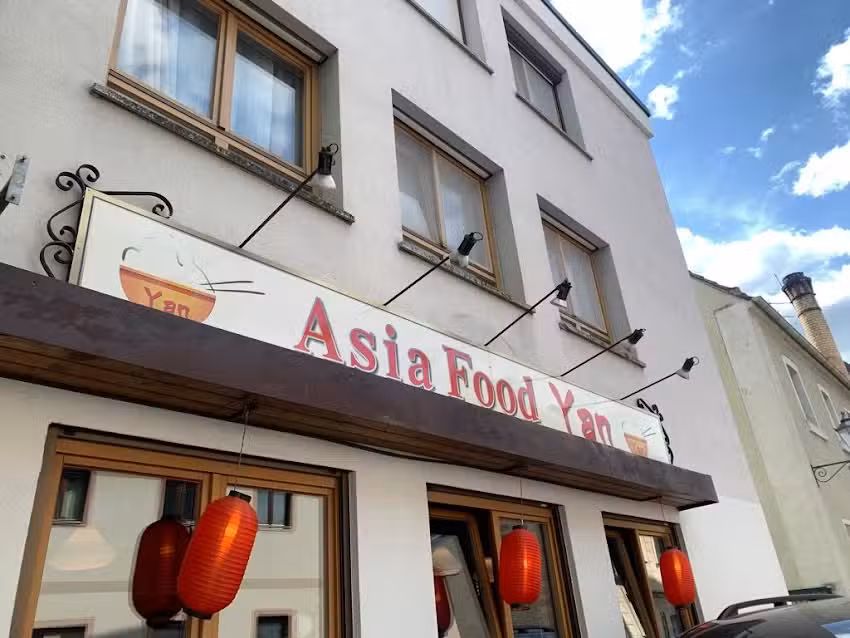 Yan Asia Food