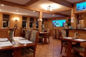 Yiamas Restaurant