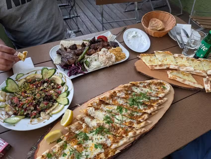 Yilmazlar Et Restaurant