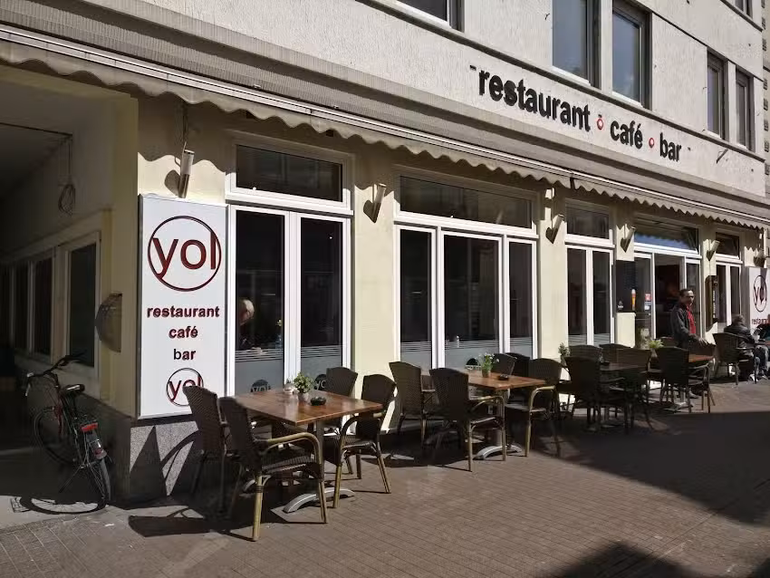 Yol Restaurant | Caf&eacute; | Bar