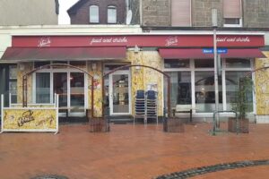 Yoshi&rsquo;s Cafe & Bistro Caf&eacute;