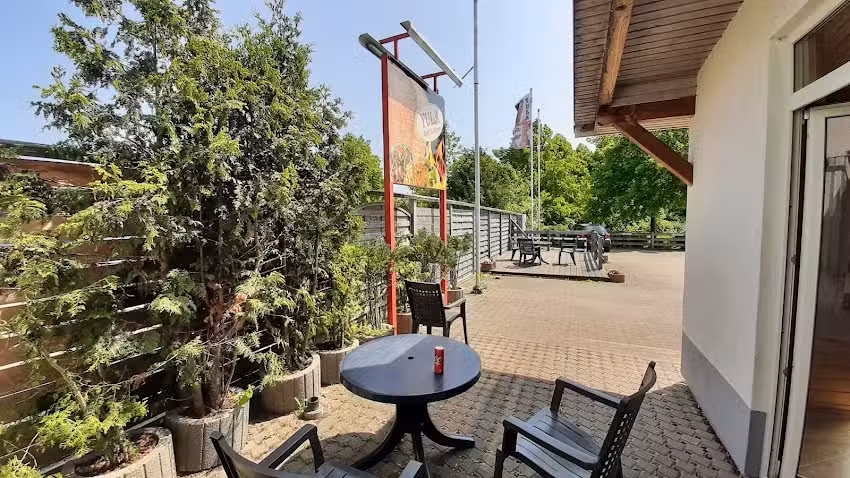 Yula Grill D&ouml;ner &ndash; Tobis Butze