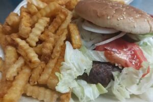 Yvi&rsquo;s&hellip;! Bistro