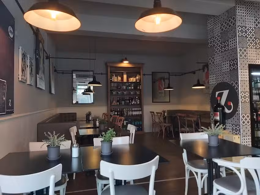 Zarrillo am Audi-Kreisel Ingolstadt