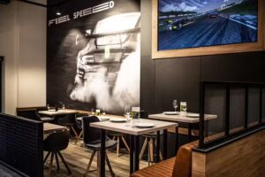 ZEEEM Bistro PADDOCK