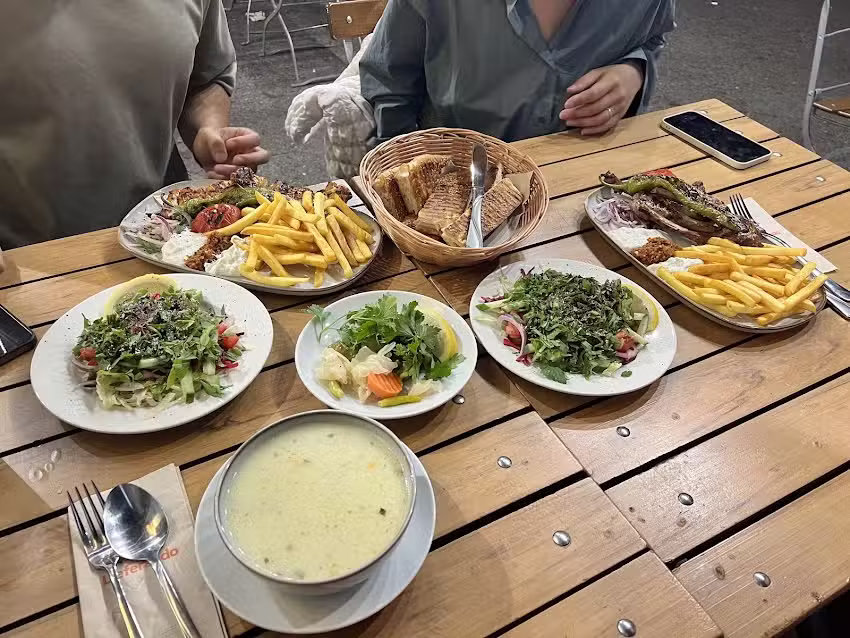 Zey&Bek K&ouml;fteci