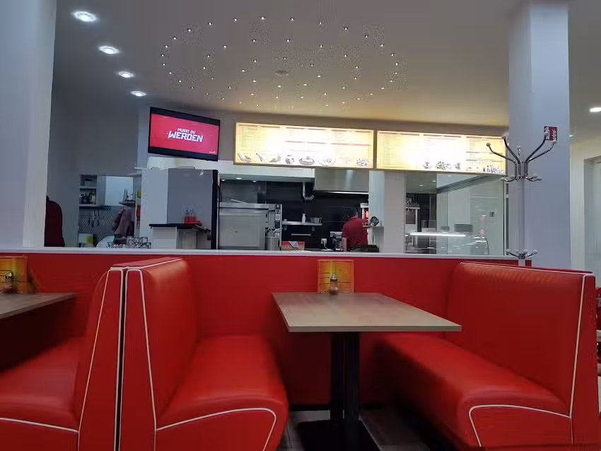 Zeyneb&rsquo;s D&ouml;neria