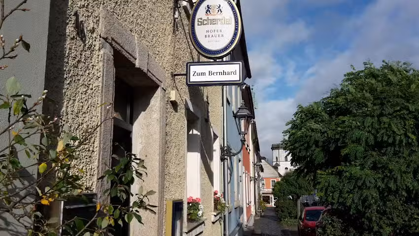 Zum Bernhard