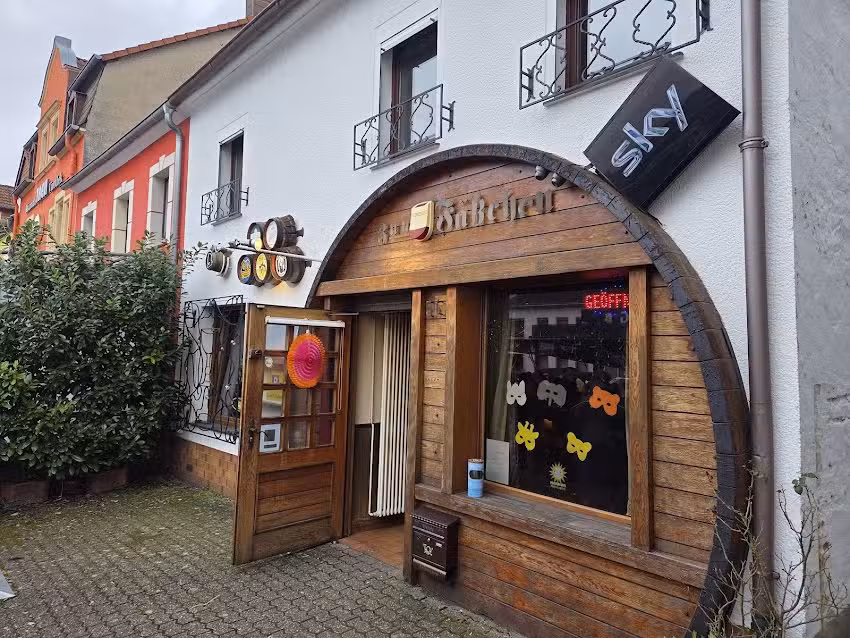 Zum F&auml;&szlig;chen