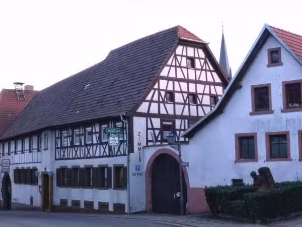 Zum Goldenen L&ouml;wen