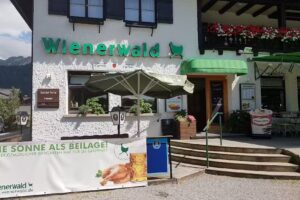 Zum Halben Hahn