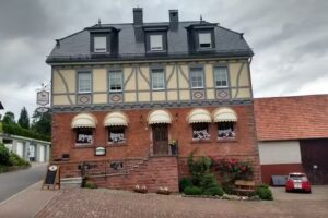 Zum Hirschen Landgasthof und Pension, Elbert Michael