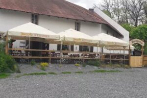 Zum Hosiwirt (Schlosswirtschaft Unterwildenau)