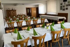 Zum Kronprinzen