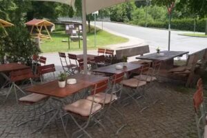 Zum Lindenbaum