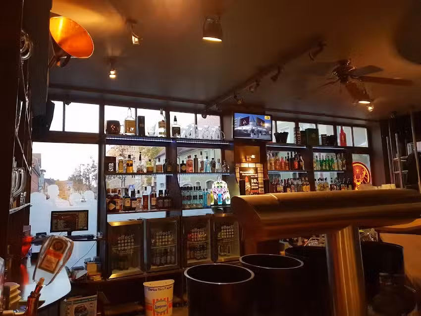 Zum Neust&auml;dter Trichter