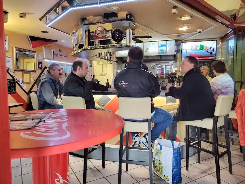 Zum Wurstkessel Bistro, Gastst&auml;tte