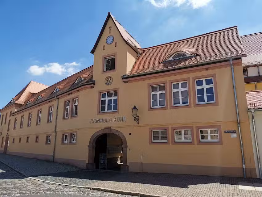 Zur alten Etuifabrik
