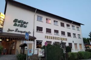 Zur Bergstra&szlig;e Pension
