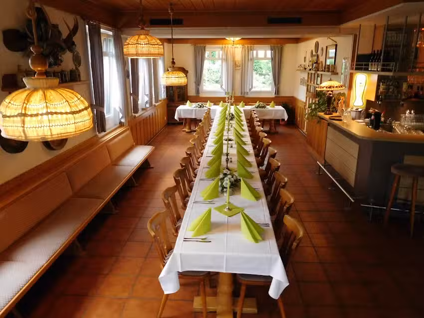 Zur Dorfsch&auml;nke