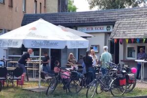 zur Ecke