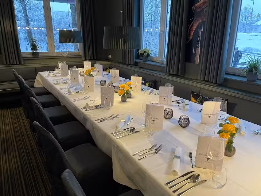 Zur Schie&szlig;st&auml;tte &ndash; Restaurant & Steakhouse