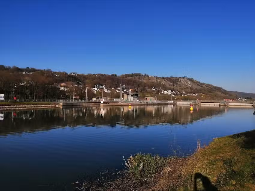 Zur Schleuse Wirtschaft