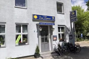 Zur Sonne