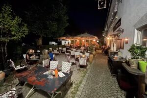 Zur Taverne