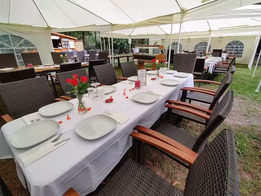 Zur Waldsch&auml;nke Caf&eacute;- und Biergarten